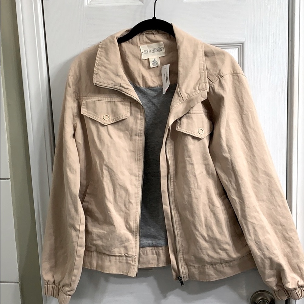 Beige Canvas Trucker Jacket  ( Tilly’s )
